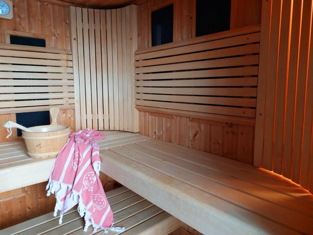 Luxe Gastenverblijf In Het Hart Van Friesland Akkrum Kültér fotó